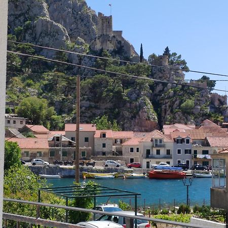 Apartment Navika أوميس المظهر الخارجي الصورة