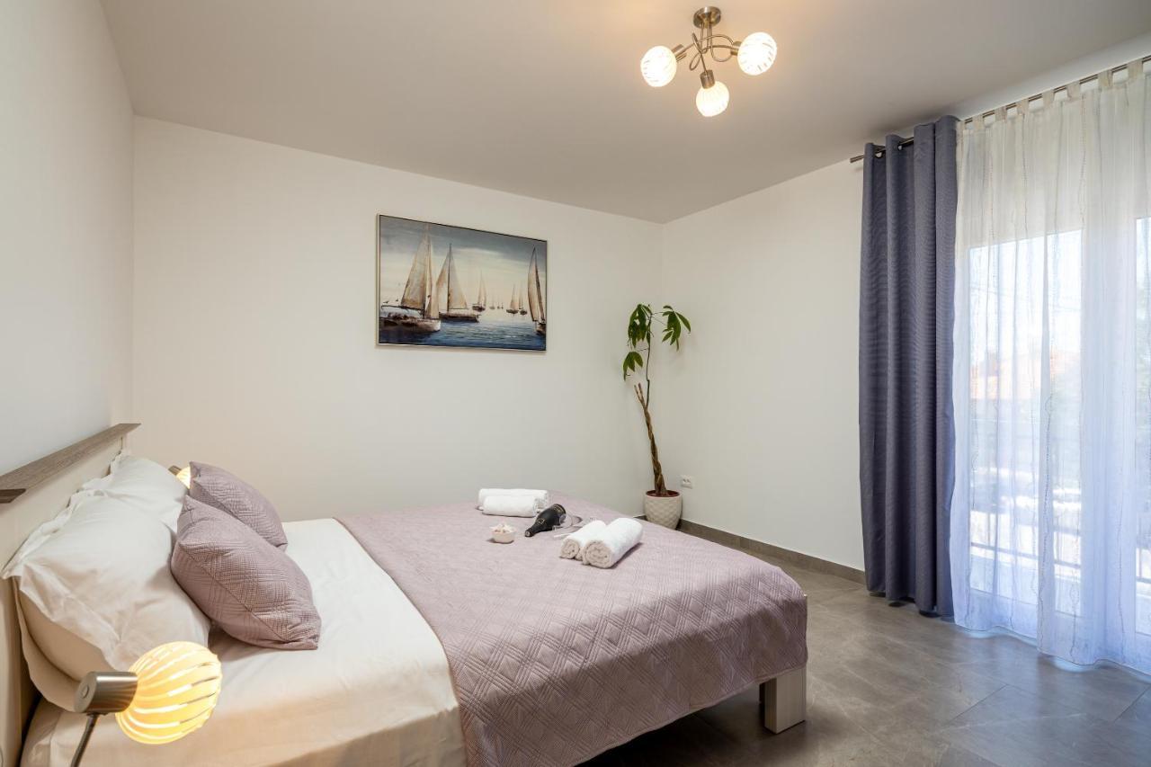 Apartment Navika أوميس المظهر الخارجي الصورة