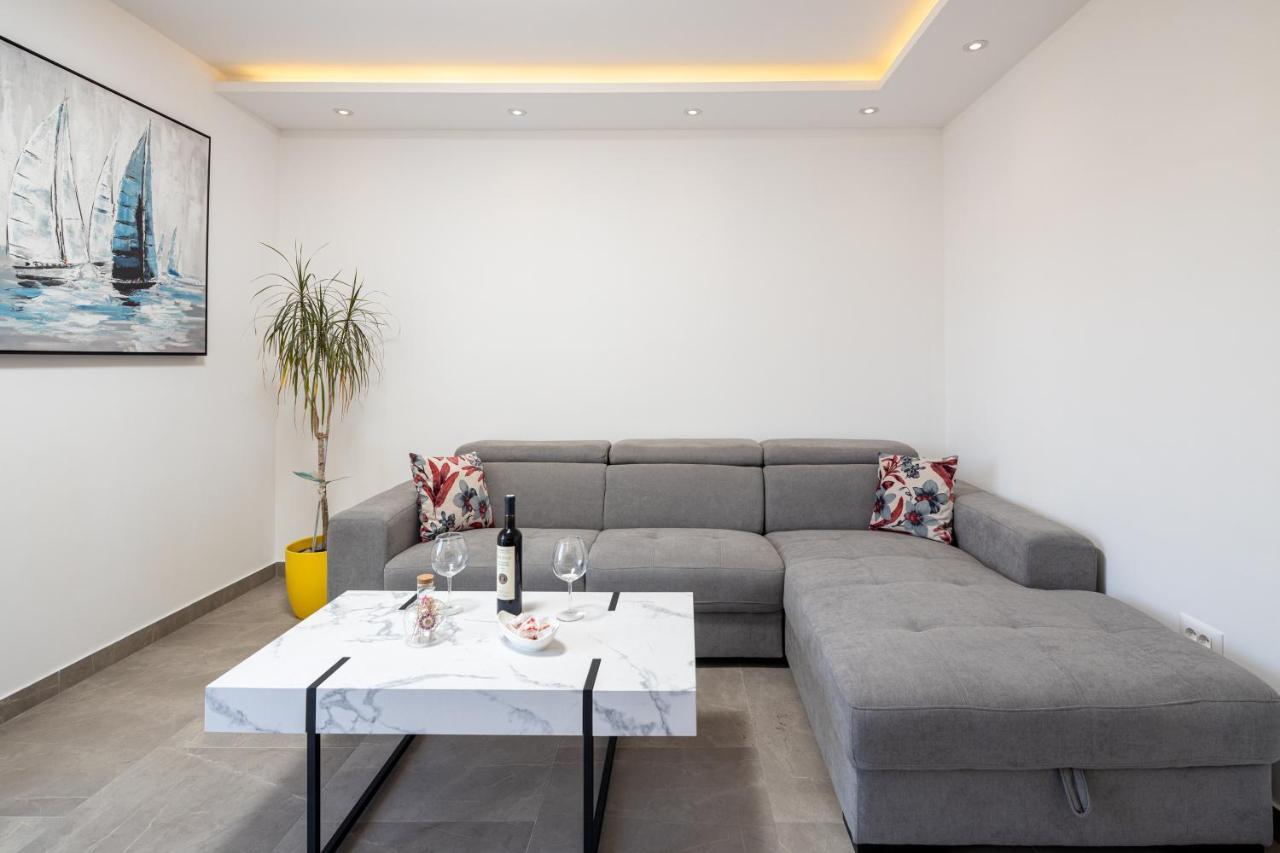 Apartment Navika أوميس المظهر الخارجي الصورة