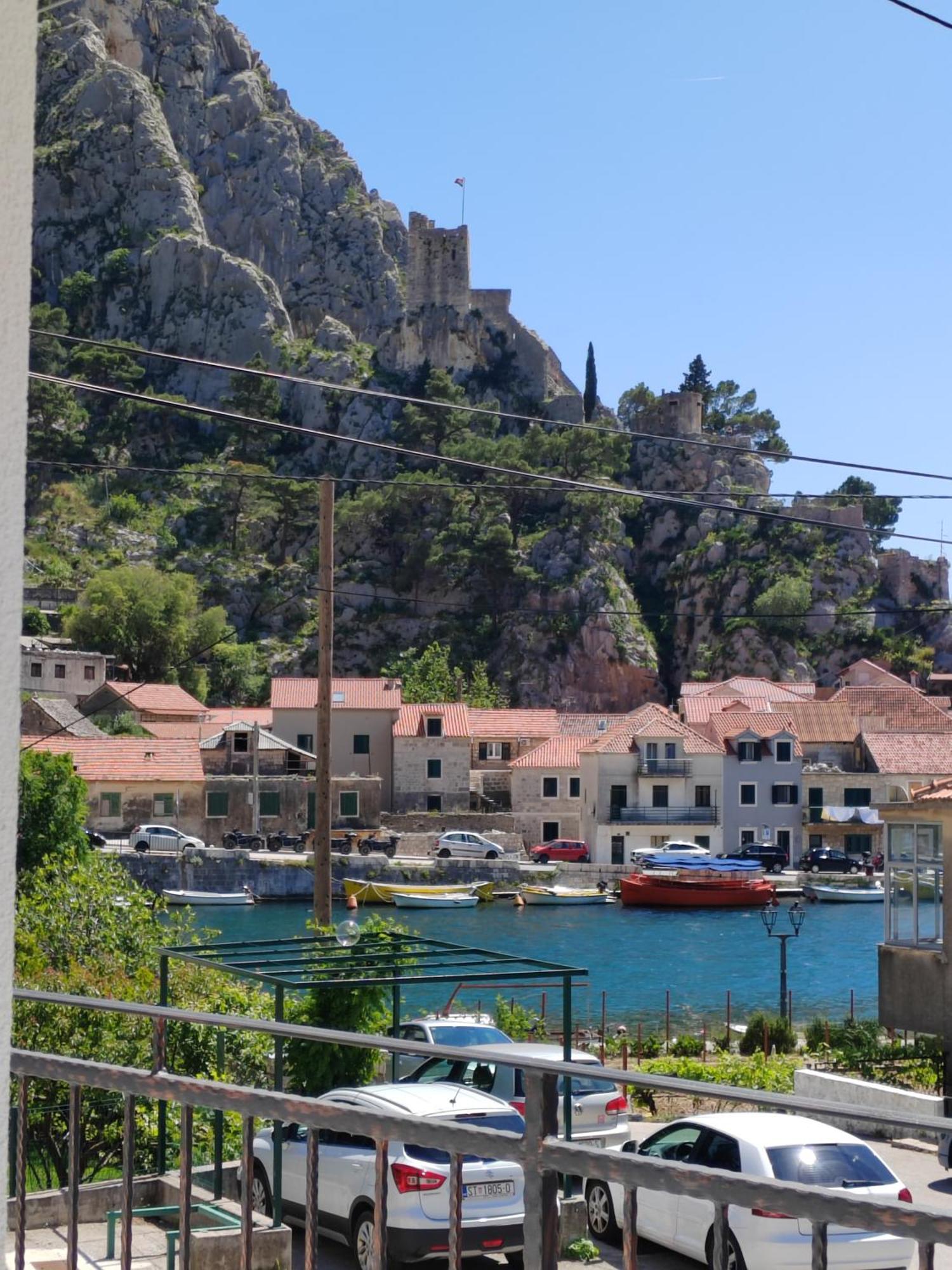 Apartment Navika أوميس المظهر الخارجي الصورة